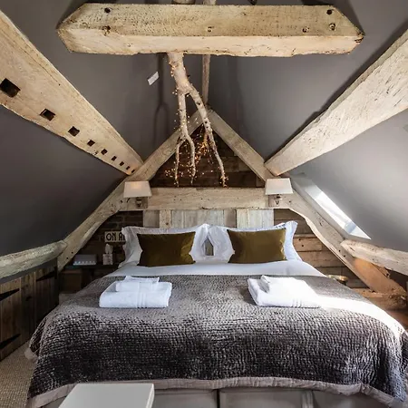 The Barth Room At Cheshire Boutique Barns-2